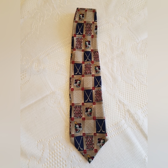 Disney Mickey & Co Mickey Mouse  Golf Tie 100% Silk Made in Italy - Picture 1 of 7